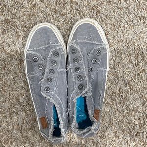 Grey Blowfish sneakers size 8
